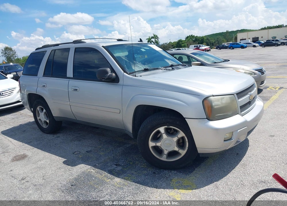 2008 CHEVROLET TRAILBLAZER LT VIN: 1GNDS13S882200923