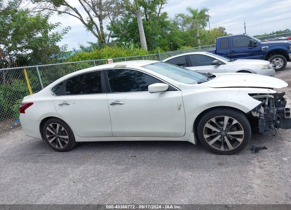 2017 NISSAN ALTIMA 2.5 SR VIN: 1N4AL3AP1HC126005