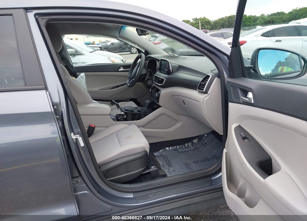2021 HYUNDAI TUCSON SE VIN: KM8J2CA48MU371919