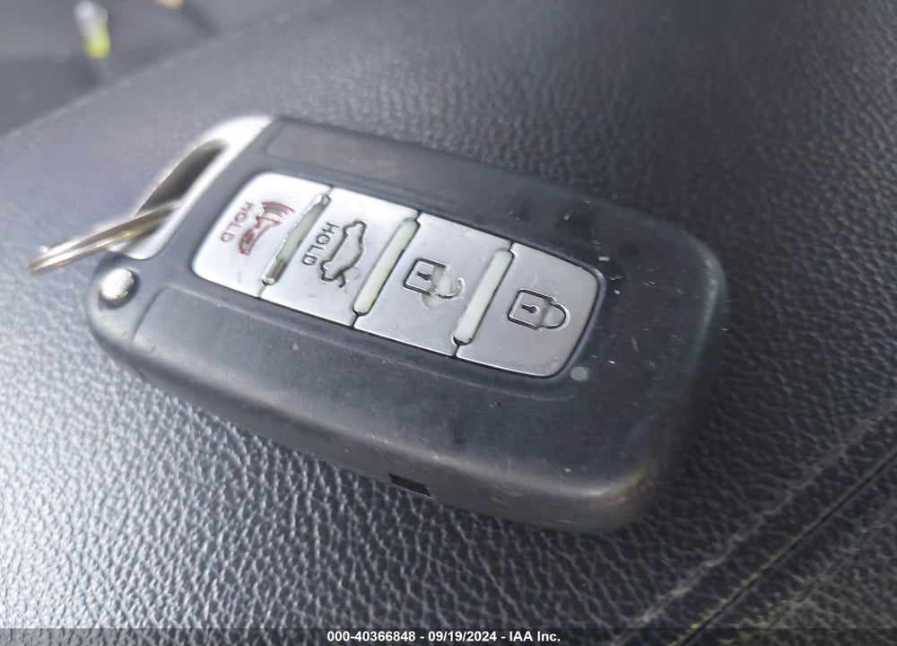 2013 HYUNDAI SONATA LIMITED VIN: 5NPEC4AC5DH716141