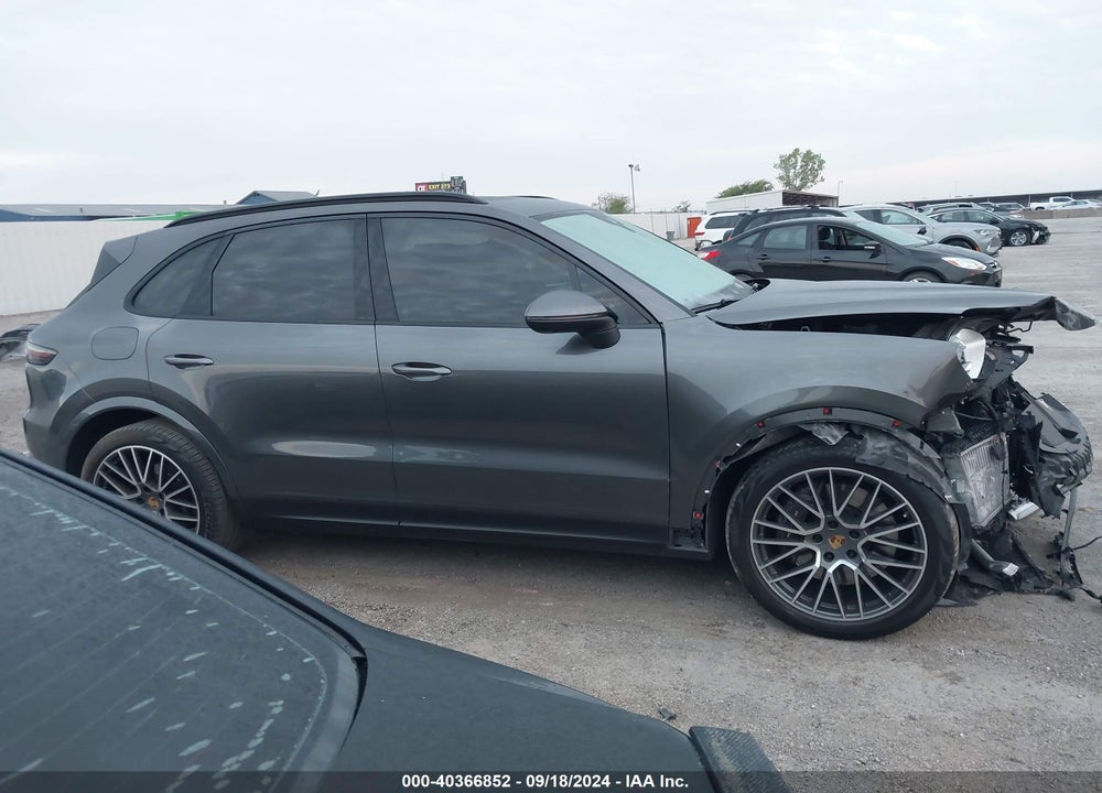 2022 PORSCHE CAYENNE PLATINUM EDITION VIN: WP1AA2AY9NDA01924