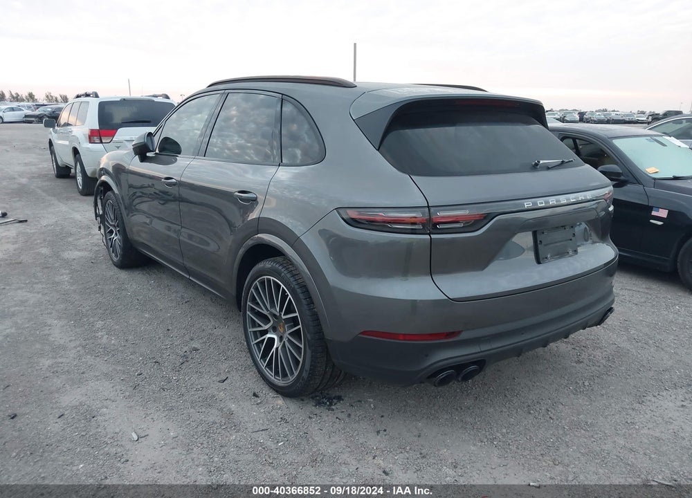 2022 PORSCHE CAYENNE PLATINUM EDITION VIN: WP1AA2AY9NDA01924