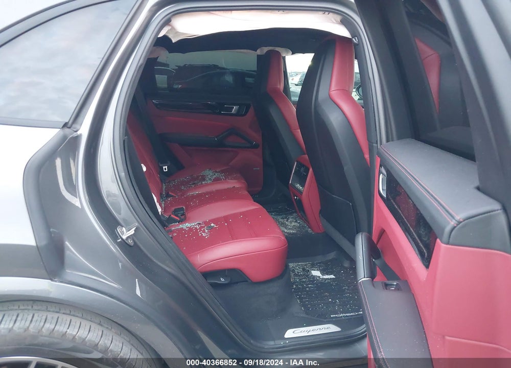 2022 PORSCHE CAYENNE PLATINUM EDITION VIN: WP1AA2AY9NDA01924