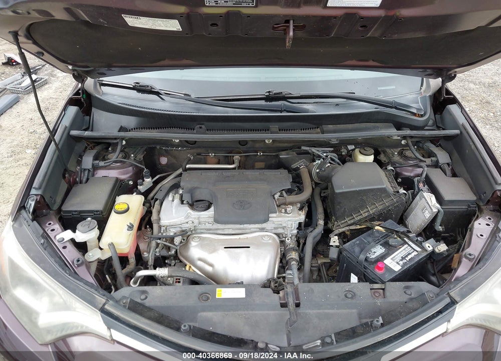 2016 TOYOTA RAV4 XLE VIN: 2T3WFREV6GW246588