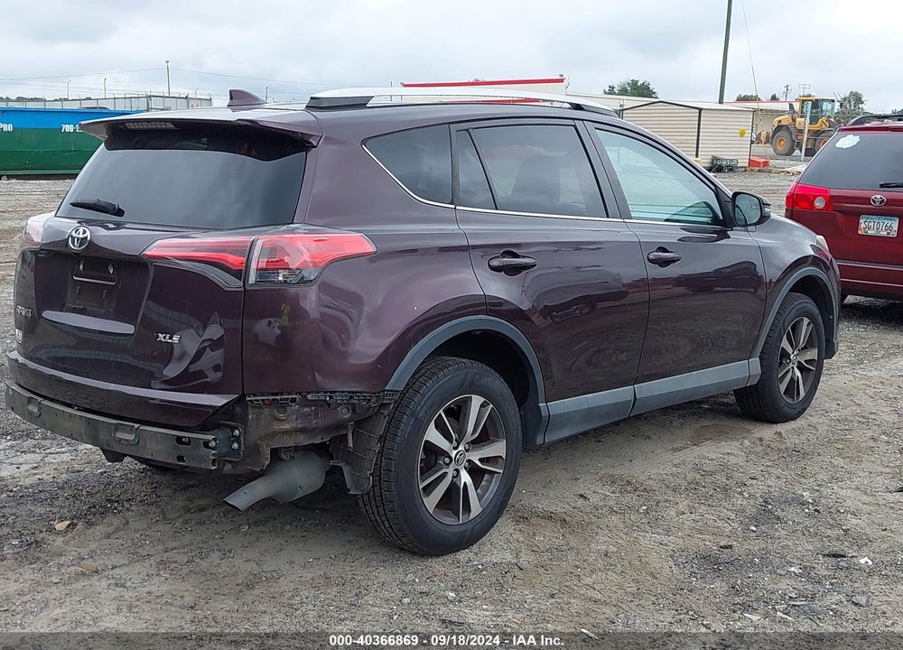 2016 TOYOTA RAV4 XLE VIN: 2T3WFREV6GW246588