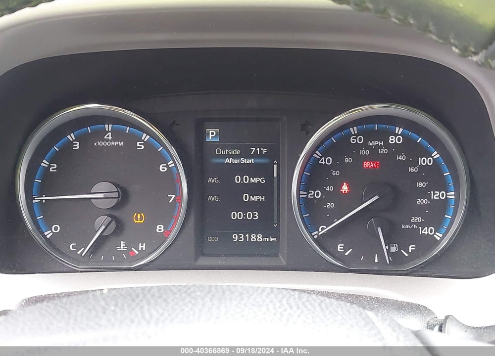 2016 TOYOTA RAV4 XLE VIN: 2T3WFREV6GW246588