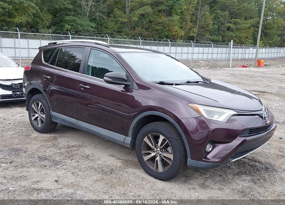 2016 TOYOTA RAV4 XLE VIN: 2T3WFREV6GW246588