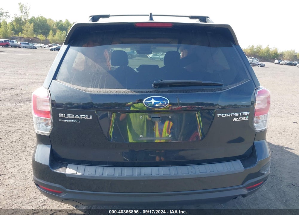 2017 SUBARU FORESTER 2.5I PREMIUM VIN: JF2SJAEC9HH505385