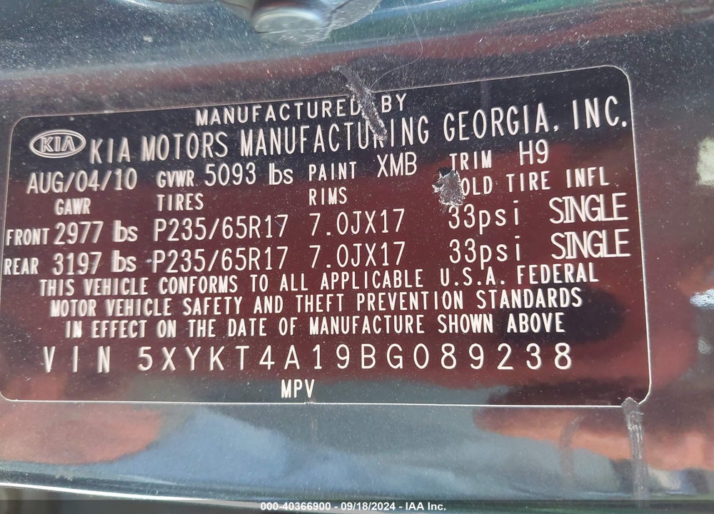 2011 KIA SORENTO LX VIN: 5XYKT4A19BG089238