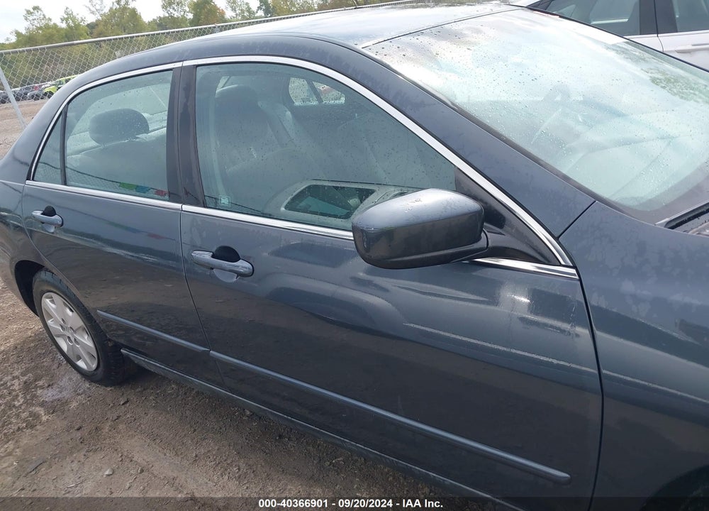 2003 HONDA ACCORD 2.4 LX VIN: 1HGCM56333A142505