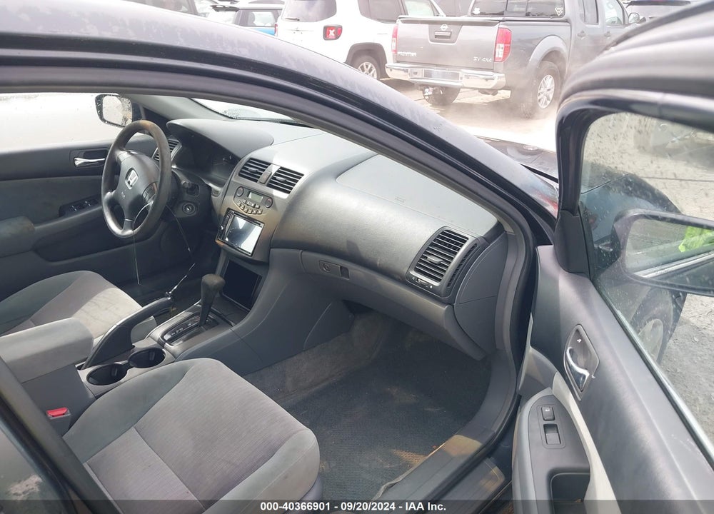 2003 HONDA ACCORD 2.4 LX VIN: 1HGCM56333A142505