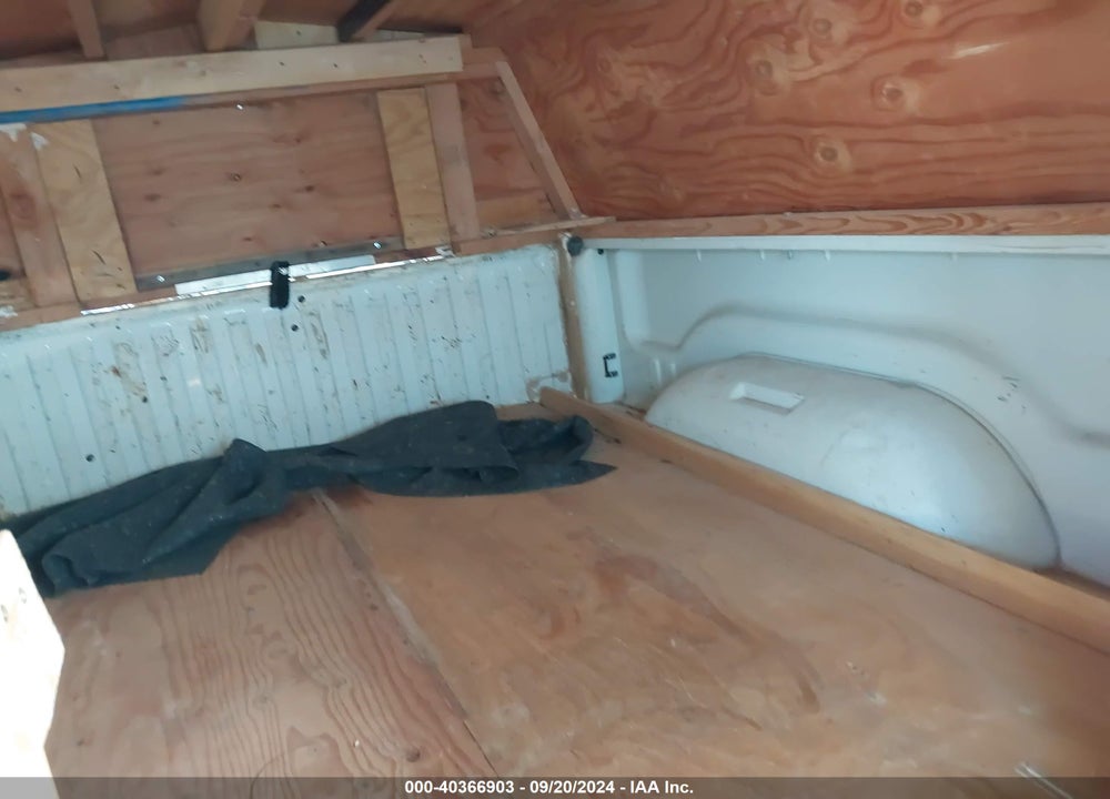 2000 DODGE RAM 1500 ST/WS VIN: 1B7HC16X3YS622094