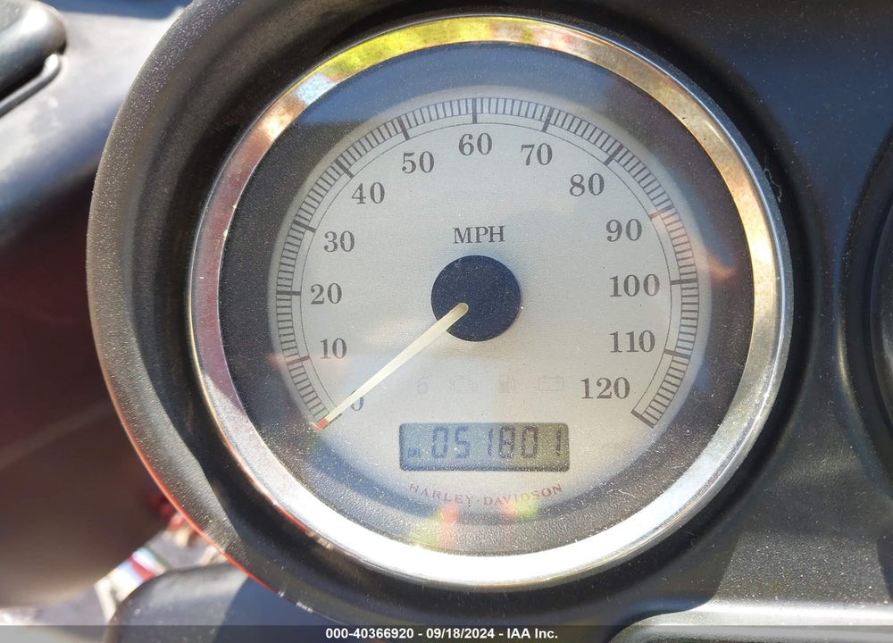 2007 HARLEY-DAVIDSON FLTR VIN: 1HD1FS4117Y640049