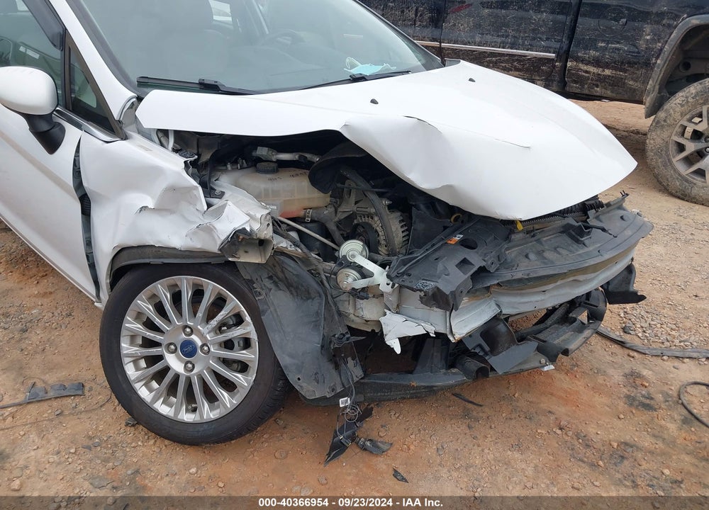 2015 FORD FIESTA TITANIUM VIN: 3FADP4FJ6FM100572