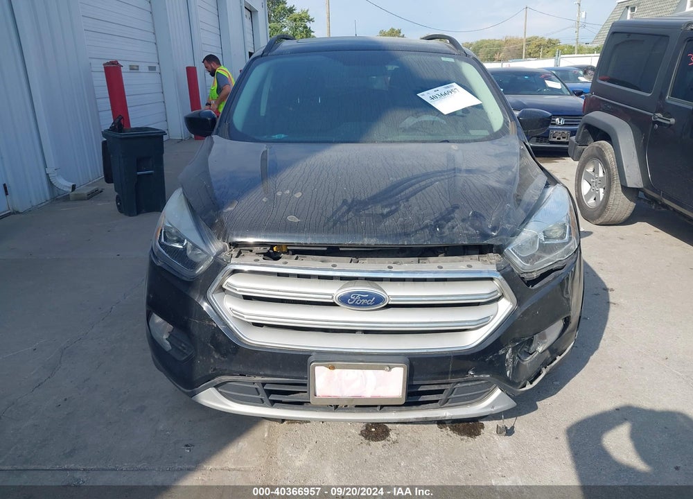 2018 FORD ESCAPE SEL VIN: 1FMCU0HD2JUB37634