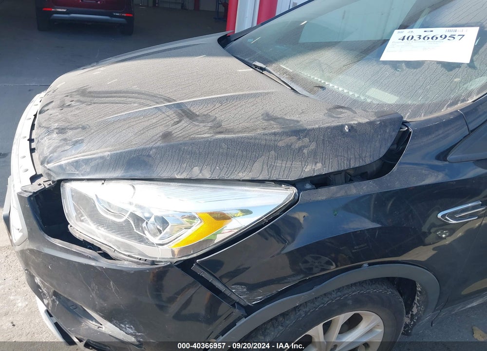 2018 FORD ESCAPE SEL VIN: 1FMCU0HD2JUB37634