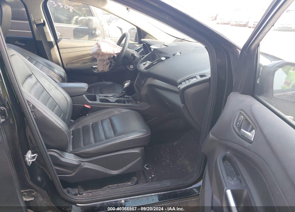 2018 FORD ESCAPE SEL VIN: 1FMCU0HD2JUB37634