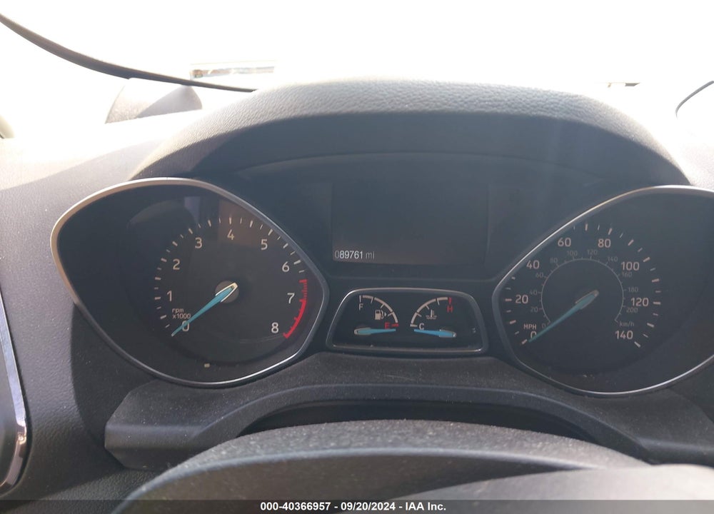 2018 FORD ESCAPE SEL VIN: 1FMCU0HD2JUB37634