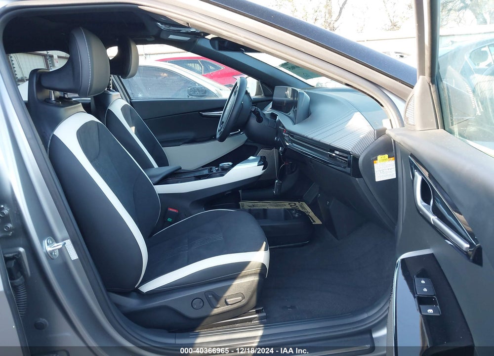 2024 KIA EV6 GT LINE VIN: KNDC44LA0R5180030