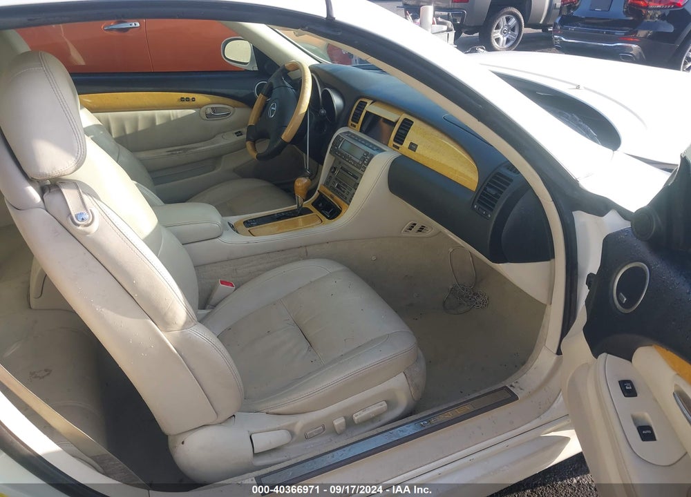 2005 LEXUS SC 430 VIN: JTHFN48Y850064001