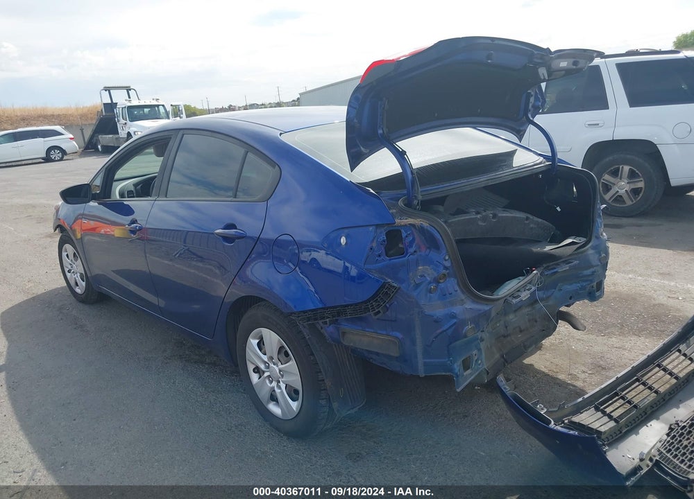 2018 KIA FORTE LX VIN: 3KPFL4A73JE206118