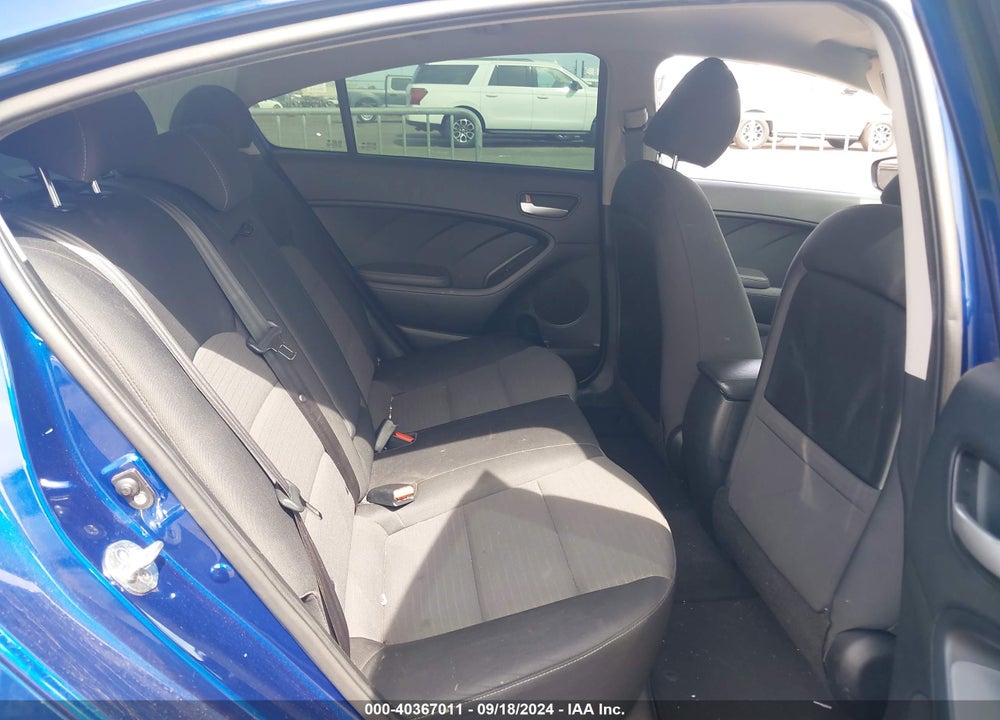 2018 KIA FORTE LX VIN: 3KPFL4A73JE206118