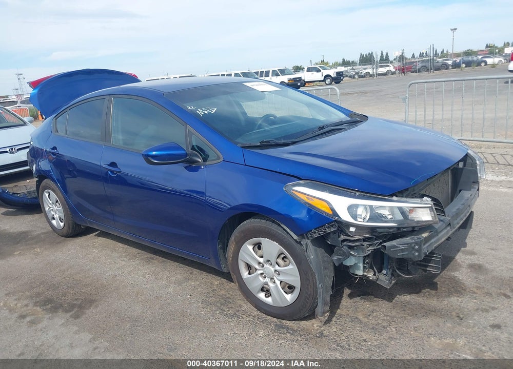 2018 KIA FORTE LX VIN: 3KPFL4A73JE206118