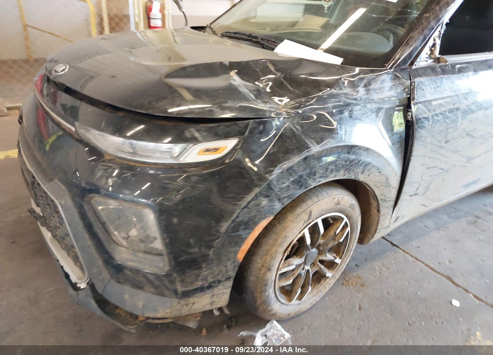 2020 KIA SOUL LX VIN: KNDJ22AU4L7065375
