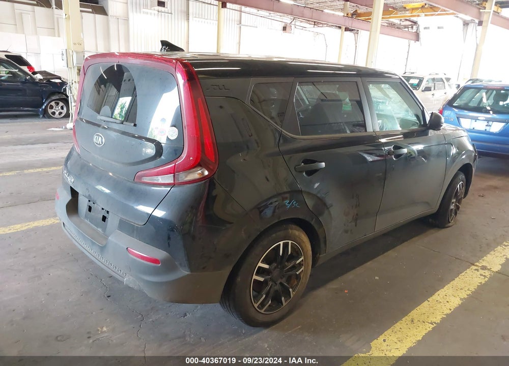 2020 KIA SOUL LX VIN: KNDJ22AU4L7065375