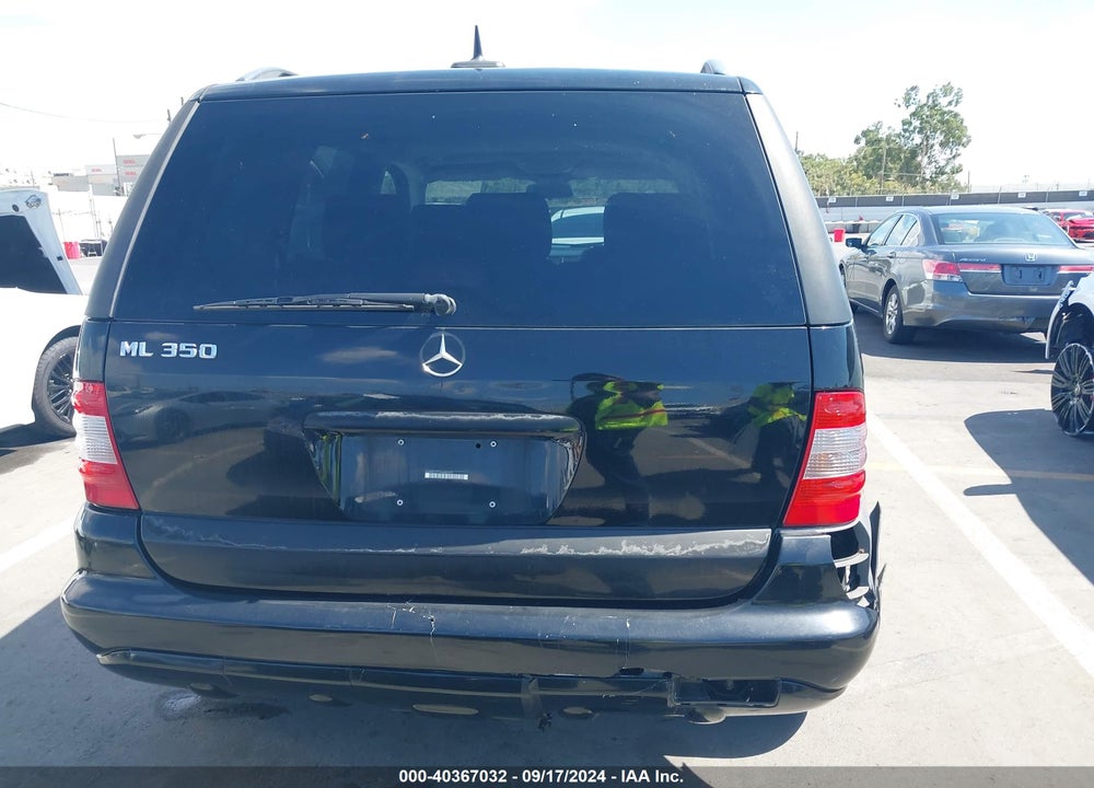 2004 MERCEDES-BENZ ML 350 4MATIC VIN: 4JGAB57E74A482670