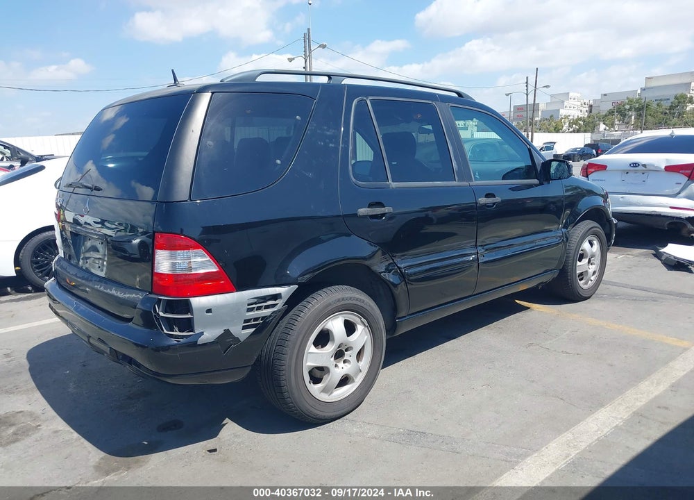 2004 MERCEDES-BENZ ML 350 4MATIC VIN: 4JGAB57E74A482670