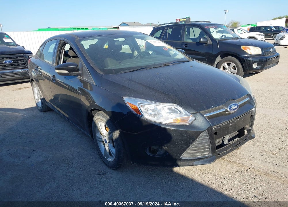 2014 FORD FOCUS SE VIN: 1FADP3F28EL438834