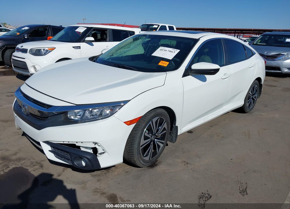 2018 HONDA CIVIC EX-L VIN: JHMFC1F71JX007817