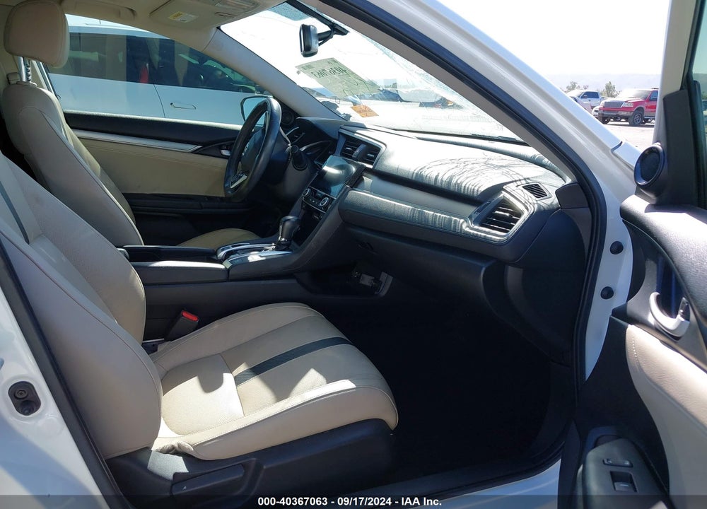 2018 HONDA CIVIC EX-L VIN: JHMFC1F71JX007817