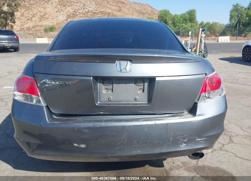 2010 HONDA ACCORD 2.4 LX-P VIN: 1HGCP2F4XAA196489