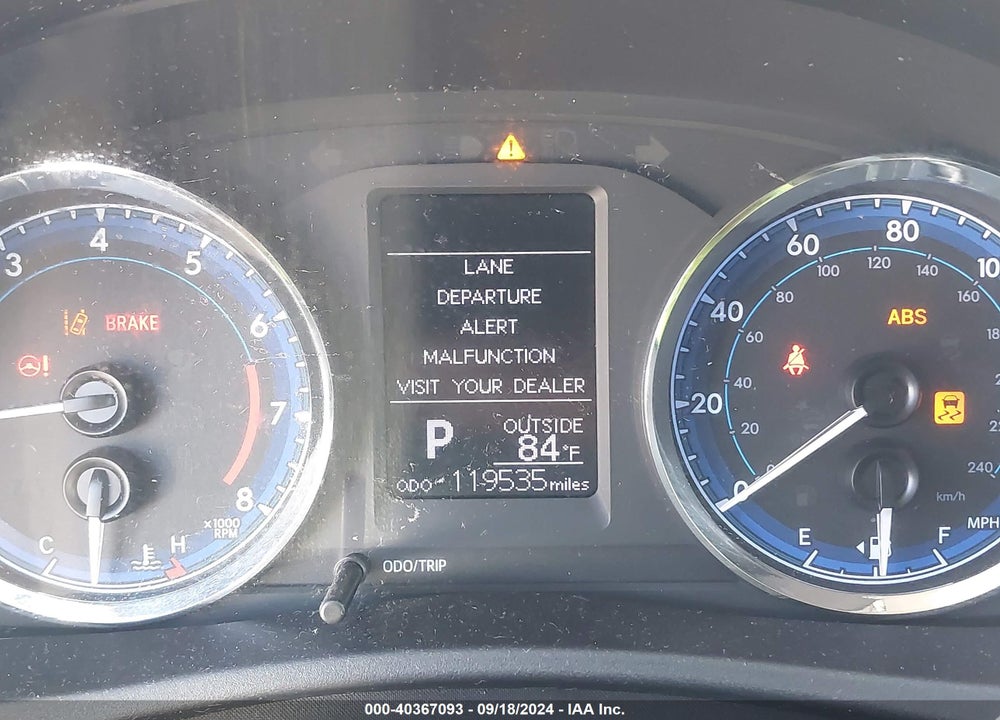 2017 TOYOTA COROLLA L/LE/XLE/SE/XSE VIN: 2T1BURHE2HC811284