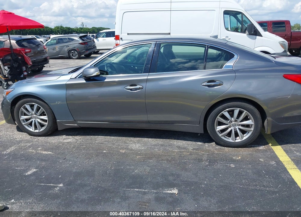 2017 INFINITI Q50 VIN: JN1EV7AR4HM839587