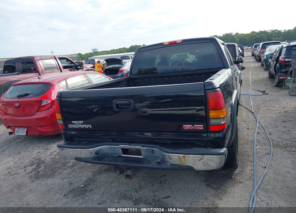 2005 GMC SIERRA 1500 SLT VIN: 2GTEK13T451335740