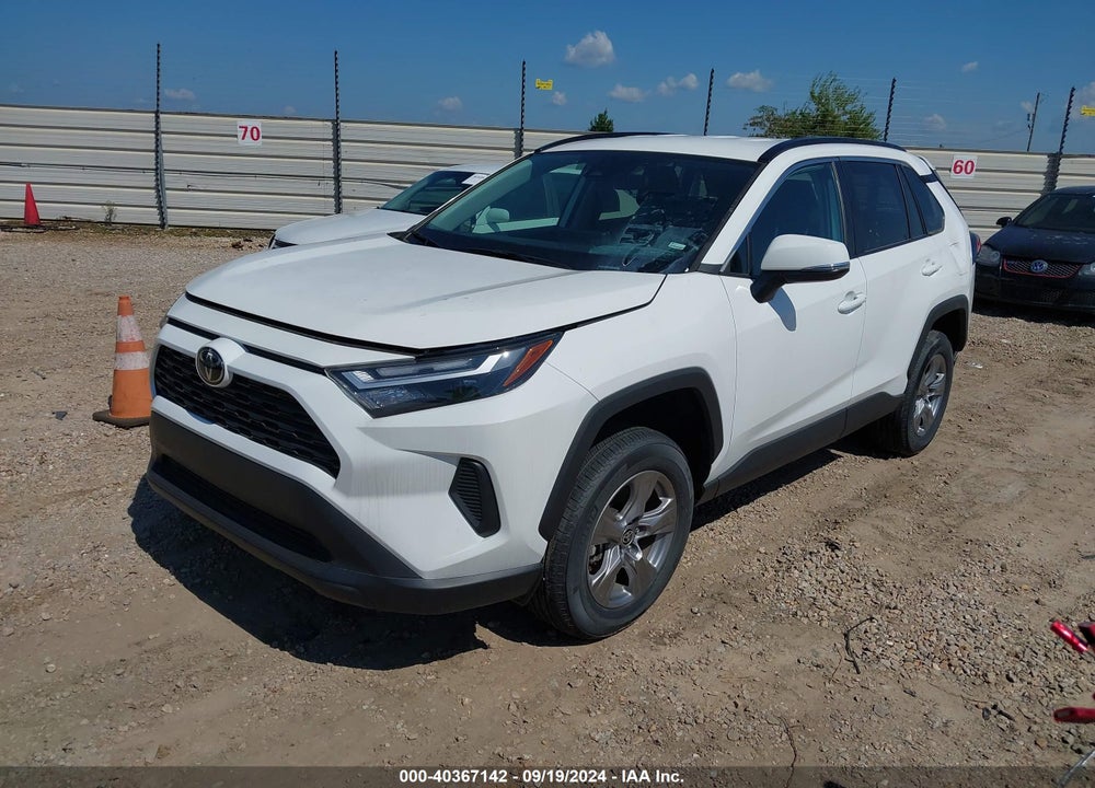 2024 TOYOTA RAV4 XLE VIN: 2T3P1RFV4RW412403