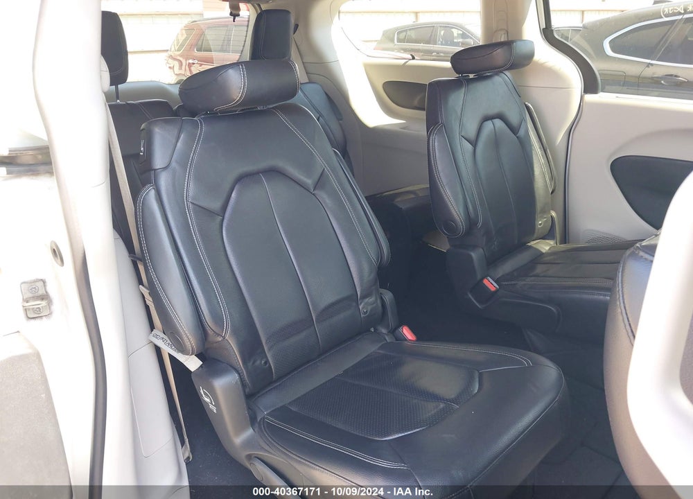 2022 CHRYSLER PACIFICA TOURING L VIN: 2C4RC1BG4NR235030