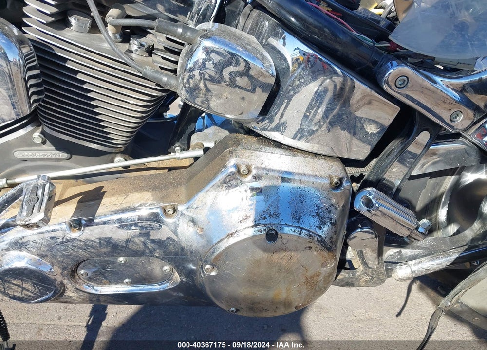 2001 HARLEY-DAVIDSON FXSTDI VIN: 1HD1JBB121Y053562