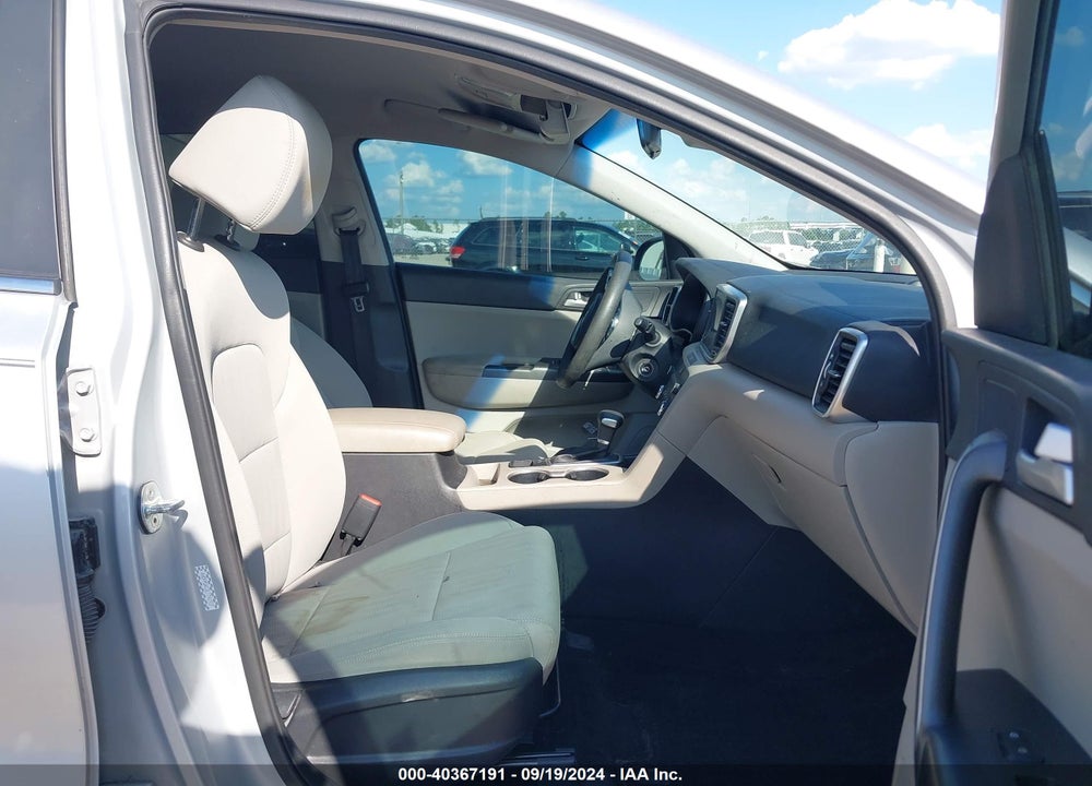 2020 KIA SPORTAGE LX VIN: KNDPM3AC2L7741937