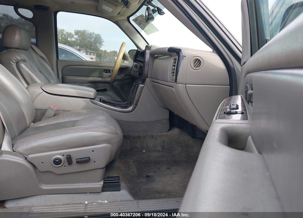 2004 GMC YUKON DENALI VIN: 1GKEK63U74J163573