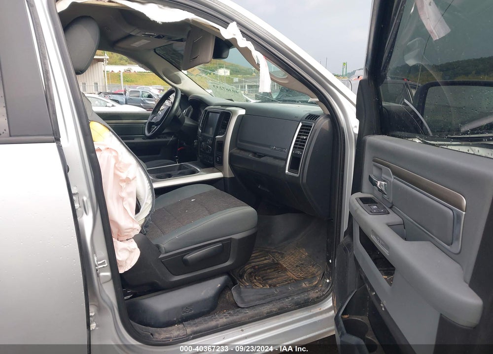 2017 RAM 1500 BIG HORN 4X4 5'7 BOX VIN: 3C6RR7LT1HG709143