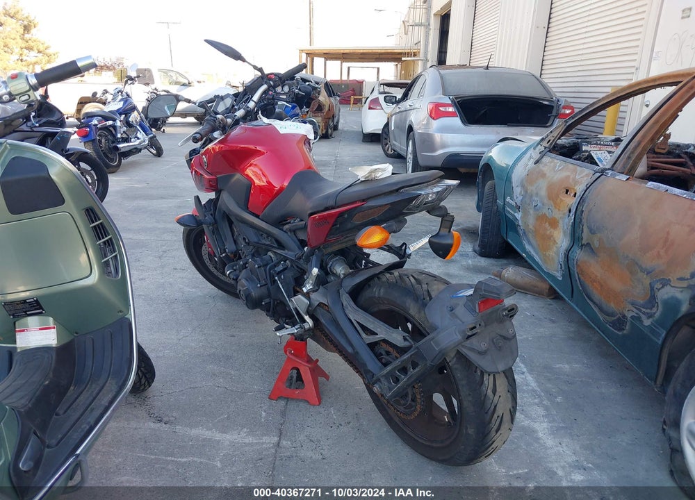 2017 YAMAHA FZ09 C VIN: JYARN53Y9HA000443