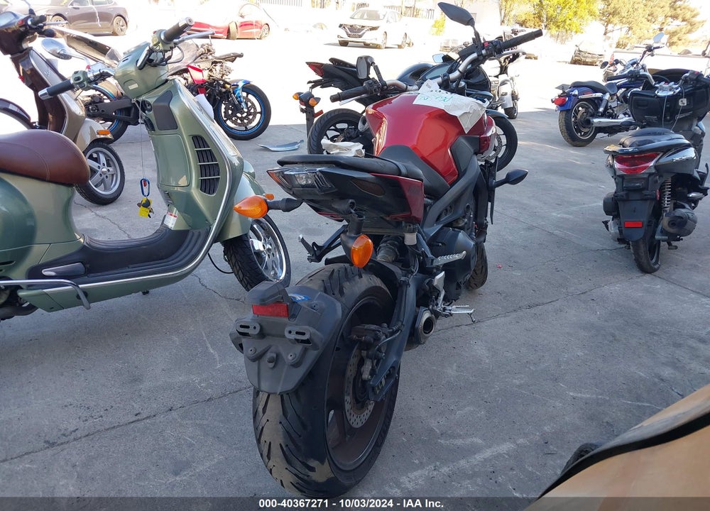 2017 YAMAHA FZ09 C VIN: JYARN53Y9HA000443