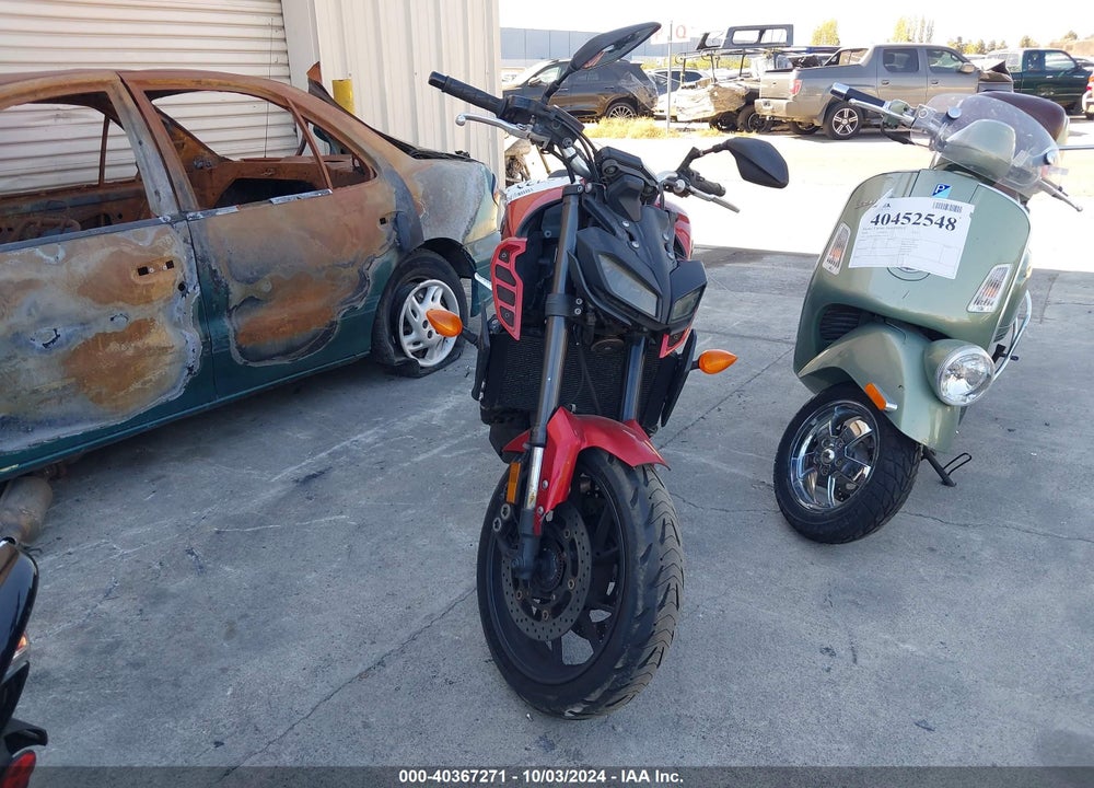 2017 YAMAHA FZ09 C VIN: JYARN53Y9HA000443