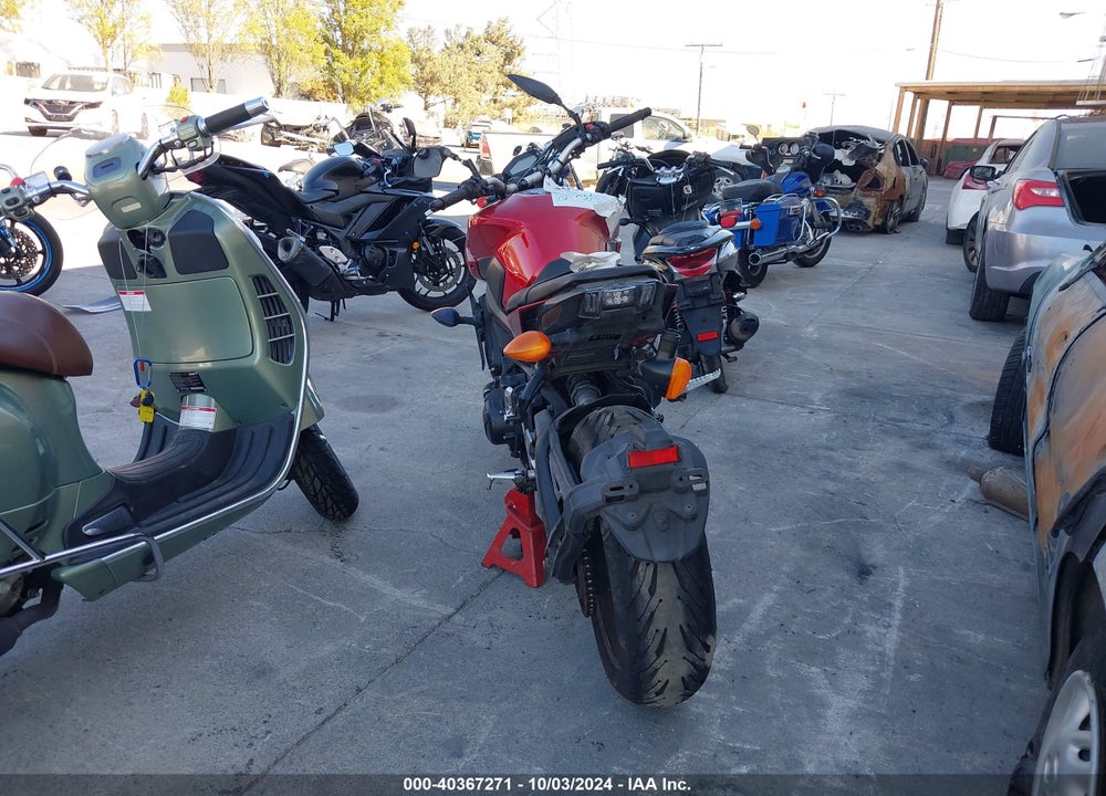 2017 YAMAHA FZ09 C VIN: JYARN53Y9HA000443