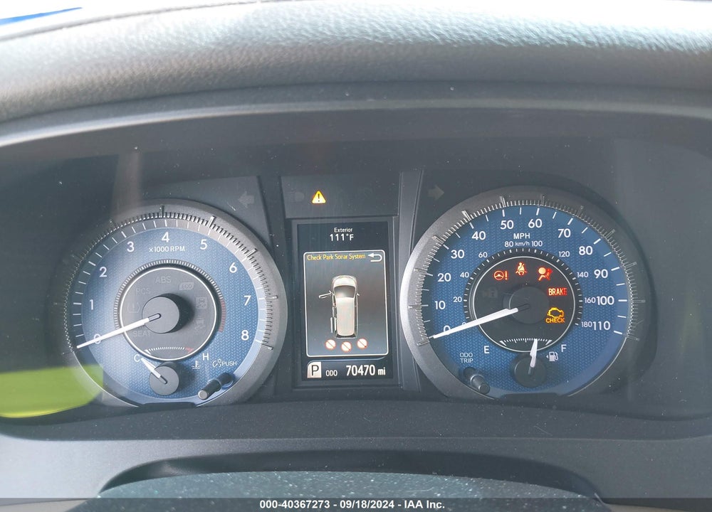 2017 TOYOTA SIENNA XLE 8 PASSENGER VIN: 5TDYZ3DCXHS883726