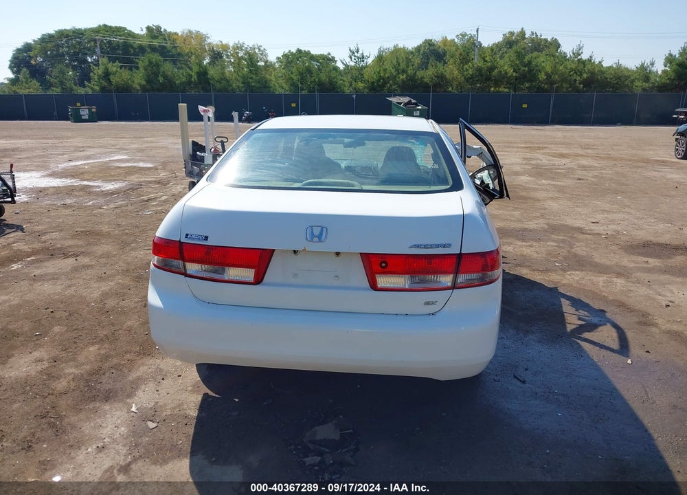 2004 HONDA ACCORD 2.4 EX VIN: 1HGCM56684A141877